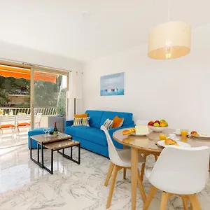 Apartment Blue Yourhosthelper Cannes