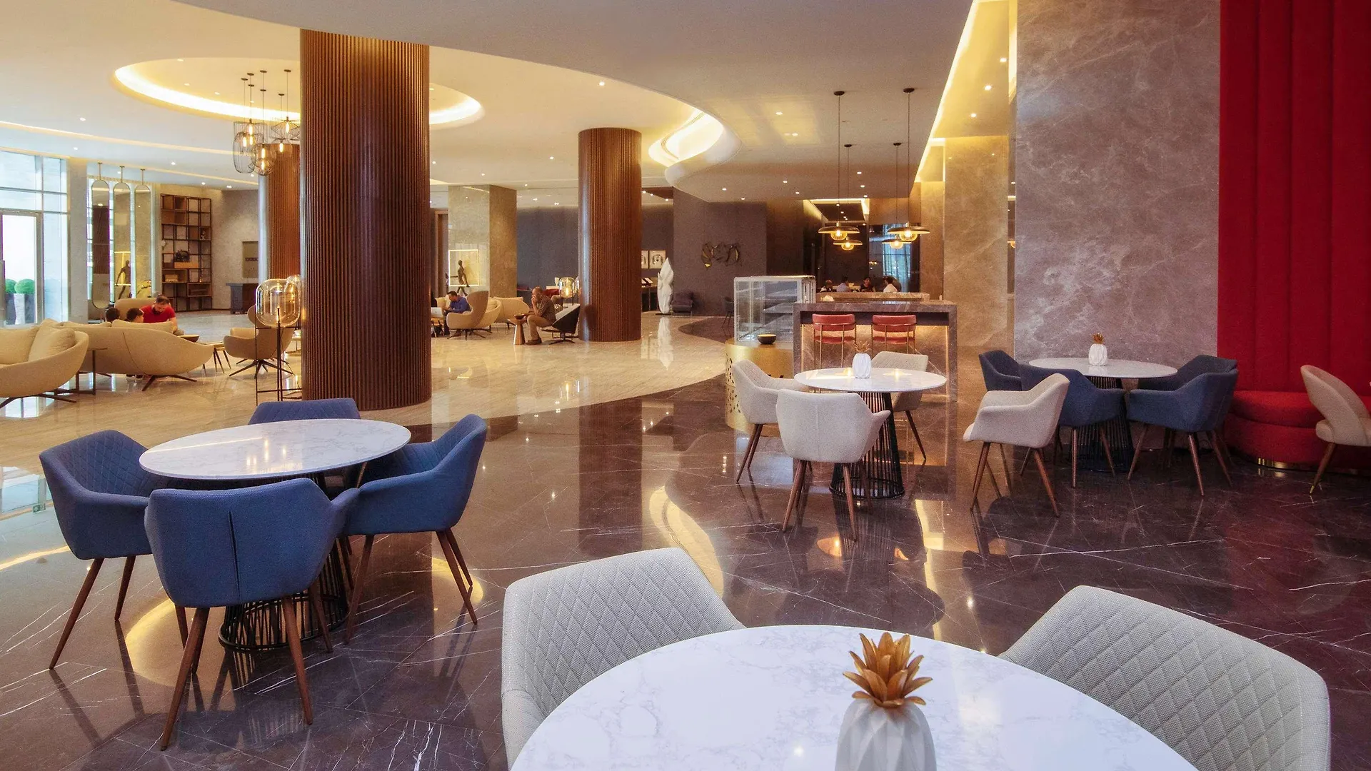 Pullman Sharjah Hotel 5*,  Emirados Árabes Unidos